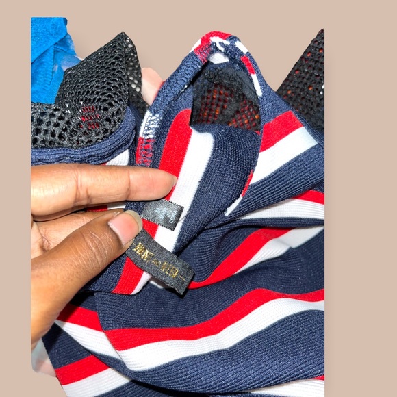 🎀NEW TOP - Picture 3 of 3